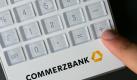 Der Bund tauscht einen Teil seiner Stillen Einlagen in neue Anteilsscheine und ist damit weiter mit etwas mehr als 25 Prozent an der Commerzbank beteiligt. Foto: Marius Becker  Foto: dpa
