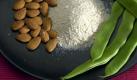 Die sen Kerne der Mandel enthalten Vitamin E, Magnesium, Eiwei und Ballaststoffe. Sie senken den Cholesterin- und Blutzuckerspiegel. Auerdem sollen Mandeln laut einer neuen Studie aus den USA schlank machen. Tipp: Mandeln immer grndlich kauen. Foto: ddp