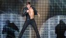 Ricky Martin oben ohne gab es bei dessen Auftritt in Mannheim. Zum fünften Mall fand dort das Musikfestival Arena of Pop statt.  Foto: dpa