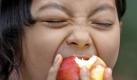 Obst und Gemüse tun der Leber gut. (Bild: Johannes Eisele/dpa) Foto: dpa