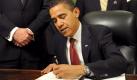 ... warb Barack Obama schon im Präsidentschaftswahlkampf damit, das Lager als Präsident dicht machen zu wollen. Nur zwei Tage nach seinem Amtsantritt, am 22. Januar 2010, unterschrieb Obama eine Anordnung, Guantanamo binnen eines Jahres zu schließen. Doch ganz so einfach war die Sache dann doch nicht. Und so weht ... Foto: dpa