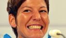 Für Fußball-Nationalspielerin Linda Bresonik ist der spielerisch mäßige Start der deutschen Mannschaft bei der Heim-WM kein Grund, alles negativ zu sehen. Wir befinden uns nicht in einem Jammertal. Die Stimmung ist sehr gut, sagte die Abwehrspielerin während einer Pressekonferenz in Düsseldorf. Foto: dpa