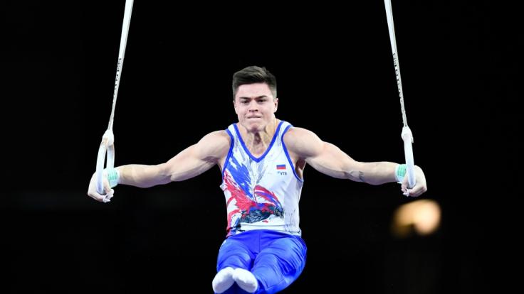 Nikita Nagorni aus Russland turnt an den Ringen.
