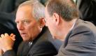 Alter Minister und Ex-Minister: Schäuble und Steinbrück. Foto: dpa
