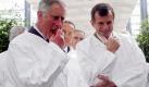 Prinz Charles (l.) probiert bei seinem Besuch in der biologischen Gemüsefarm Vitacress in Portugal eine Tomate. Charles und seine Frau Camilla Parker Bowles schauen sich für drei Tage in dem Nachbarland Spaniens um. Foto: dpa
