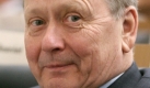 Ganz anders sein Cousin Wolfgang Porsche - ebenso ein Enkel des legendren Ferdinand Porsche. Wolfgang hlt zwlf Prozent der Aktien des Sportwagenbauers. Im Gegensatz zu Pich versucht er seine Interessen,bei denen allein Porsche im Mittelpunkt steht, lieber im Hintergrund durchzubringen. Foto: dpa