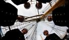 Für die Offiziersanwärter des Segelschulschiffs Gorch Fock der Bundesmarine geht es auf große Reise: Das Schiff ist von Kiel aus zu seinem Ausbildungstörn gestartet. Zahlreiche Angehörige verabschiedeten die 229 Besatzungsmitglieder im Marinestützpunkt Kiel. Ziel des Törns ist Südamerika. Nach einer der bisher längsten Ausbildungsfahrten der Dreimast-Bark wird das Schiff im Juni 2011 in ihrem Heimathafen zurückerwartet. Foto: ddp