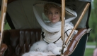 Eine leidenschaftliche, reife Frau: Léa de Lonval - die Edelkurtisane in ihrer Kutsche. Foto: Prokino