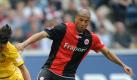 Eintracht Frankfurt leiht den algerischen Nationalspieler Habib Bellaid bis zum Saisonende an den französischen Zweitligisten CS Sedan-Ardennes aus. Foto: dpa