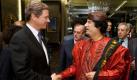 2003 gab Gaddafi bekannt, dass sein Land die Entwicklung von Massenvernichtungswaffen betreibe, dass er aber bereit sei, dieses Programm aufzugeben. Gaddafis Verhältnis zum Westen hat sich seitdem stark verbessert. Foto: dpa