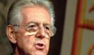 Mario Monti übernimmt als Nachfolger von Berlusconi ein schwieriges Amt. Seine politischen Meriten verdiente er sich in den Jahren von 1994 bis 2004, in denen er zunächst als Binnenmarktkommissar und ab 1999 als Wettbewerbskommissar nach Brüssel berufen wurde. In der Zeit verhinderte er unter anderem den Zusammenschluss von General Electric und Honeywell. Foto: dpa