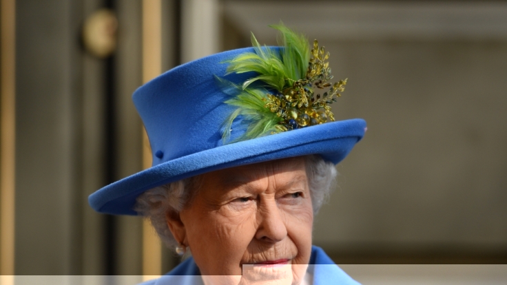 Queen Elizabeth II. soll ihrem Sohn Prinz Charles und dessen Ehefrau Prinzessin Diana eine klare Ansage gemacht haben.
