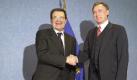 President of the EU Commission, Romano Prodi (L) of Italy, receives International Monetary Fund (IMF) director-general, Horst Koehler (R) of Germany, at the EU commission building in Brussels on Monday 17 April 2000. dpa Foto: dpa