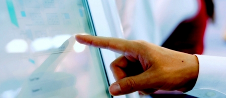 Darf der Finger auf den Bildschirm? (Foto)