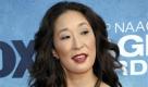 Sandra Oh, die von Beginn der Serie dabei ist, hält nicht viel von ihrer Rolle der Cristina Yang. Sie sei charmelos und besäße im Grunde keinen Humor, urteilte Oh über die Figur. Hart ist auch das Urteil des Männermagazins Maxim, das Oh im Jahr 2008 auf Platz 3 der Unsexiest Woman Alive wählte. Macht nichts, denn für uns ist Sandra Oh keineswegs unsexy - und sie ist der heimliche Star von Grey's Anatomy. Foto: dapd