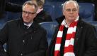 Karl-Heinz Rummenigge (l) und Uli Hoeneß haben die Fäden beim FC Bayern München in der Hand. Foto: Roberto Tedeschi Foto: dpa