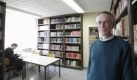 Marius Reiser ist katholischer Theologe. Im Februar kündigte er den Rücktritt von seiner Professur an. Damit wollte er gegen die tiefgreifenden Veränderungen an den deutschen Hochschulen protestieren, die die Bologna-Reform mit sich brachte. Gelehrt hat Reiser an der Universität Mainz. Anfang April 2009 wurde er aus dem Beamtenverhältnis entlassen. Seither ist der Lehrstuhl an der katholisch-theologischen Fakultät unbesetzt. Foto: ddp