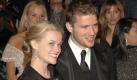 Zuvor war Witherspoon mit Ryan Philippe zusammen - die beiden waren sogar sieben Jahre verheiratet und haben zwei Kinder. 1999 drehten sie gemeinsam Eiskalte Engel, kurze Zeit später wurde Hochzeit gefeiert. Philippe verließ Witherspoon wegen einer anderen Kollegin: Abbie Cornish, die er ebenfalls bei Dreharbeiten (Stop-Loss) kennenlernte. Auch diese Beziehung ist Vergangenheit. Foto: dpa