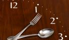 Fehler 7: Essen ohne Hunger
Es ist 12 Uhr - also muss auch gegessen werden? Das sollte keineswegs zur Regel werden. Wer selbst entscheiden kann, wann er an der Arbeit eine Pause einlegt, der sollte auf seinen Bauch hören und erst dann essen, wenn er wirklich Appetit hat. Das funktioniert am besten, wenn man in der Mittagspause auf selbst Mitgebrachtes setzt. Dann ist man auch nicht von den Öffnungszeiten der Kantine abhängig. Foto: dapd