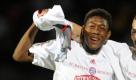Olympique Lyonnais/ Jubel/ Diego Contento/ David Alaba/ Sport/ FC Bayern Muenchen/ Saison 2009/ 2010/ Champions League/ Fussball

Fussball, Champions League, Halbfinale, Rueckspiel, Olympique Lyon - FC Bayern Muenchen, Dienstag (27.04.10), Stade Gerland, Lyon: Muenchens Ersatzspieler David Alaba (Oesterreich, l.) jubelt mit seinem Mitspieler Diego Contento nach dem Spiel ueber den Sieg. Das Spiel endete 0:3.

Foto: Oliver Lang/ ddp Foto: ddp