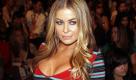 Ex-Baywatch-Girl Carmen Electra schwört auf das sexy Workout an der Stange - auch bekannt als Poledancing. Schon vor Jahren heuerte sie eine professionelle Stripperin an, um ihren Traumkörper in Form zu bringen und die lasziven Bewegungen zu erlernen. Mittlerweile ist der Trend auch auf andere Stars und in Fitnessstudios übergeschwappt. Denn hinter dem verruchten Schwung an der Stange steckt vor allem eins: harte Muskelarbeit. Foto: dapd
