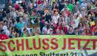 Die erwarteten Kosten für Stuttgart 21 sind bereits von ursprünglich knapp 2,6 Milliarden auf 4,1 Milliarden Euro gestiegen. Tausende Menschen protestierten in Stuttgart gegen das Projekt. Foto: dpa