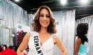 Mehrere Millionen Menschen weltweit verfolgten im Fernsehen die Wahl. Peinliche Stürze und auffällige Patzer gab es beim Flanieren im Bikini und Abendkleid nicht - auch die Miss Germany schlug sich wacker auf der Bühne. Foto: dpa