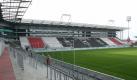 Als Folge des Becherwurfs wurde der FC St. Pauli mit einem Spiel Platzsperre belegt. Foto: Malte Christians Foto: dpa