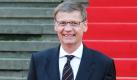 TV-Moderator Günther Jauch hat jahrelang die Werbetrommel gerührt für Produkte von Bier bis zur Lotterie. Schluss, aus, sagt er nun. Ich habe für mich beschlossen, dass ich ab jetzt keine Werbung mehr mache, kündigte Jauch am Dienstagabend in Frankfurt bei der Gesprächsreihe Zeit Campus Talk an. Ich will's nicht mehr machen, ich habe keine Lust mehr dazu. Angesichts seiner künftigen Auftritte im öffentlich-rechtlichen Fernsehen seien neue Werbeauftritte zudem schwierig in der ARD zu vertreten. Foto: dpa