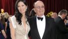 Australian media mogul Rupert Murdoch (R) and wife Wendi arrive on the red carpet during the 82nd Annual Academy Awards at the Kodak Theatre in Hollywood, California, USA 07 March 2010. The Oscars are awards presented for outstanding individual or collective efforts in up to 25 categories in filmmaking. EPA/PAUL BUCK +++(c) dpa - Bildfunk+++ Foto: dpa