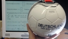 
Der Physik-Professor Metin Tolan hält am Mittwoch (25.01.2006) in seinem Büro an der Universität Dortmund einen Fußball vor seinen Computermonitor, auf dem die physikalischen Gleichung zur Berechnung des Ballfluges zu sehen ist. Der Professor für Experimentelle Physik betrachtet die 'schönste Nebensache der Welt' gern von einem wissenschaftlichen Standpunkt: Wieso kann ein Ball um die Ecke fliegen? Durch welche Schusstechnik fliegt er besonders schnell? Und in welchem Winkel springt er vom Rasen ab? Fragen wie diese wird Tolan im kommenden Sommersemester drei Mal wöchentlich den Studenten seiner Physikvorlesung an der Uni Dortmund stellen. Foto: Bernd Thissen dpa/lnw (zu dpa/lnw-Korr.: 'Wenn Bälle um die Ecke fliegen: Professor erklärt Fußball-Physik' vom 26.01.2006) +++(c) dpa - Bildfunk+++
pixel
Schlagworte
 Foto: dpa