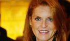 Sarah Ferguson, Herzogin von York und Ex-Ehefrau von Prinz Andrew, lacht am Dienstag (19.11.02) in Hamburg waehrend eines Pressetermins. Die Herzogin ist anlaesslich ihrer Botschaftertaetigkeit fuer den britischen Porzellanhersteller Wedgwood zu Besuch in der Hansestadt.
 Foto: dpp
