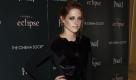 Kristen scheint eine Vorliebe für Minikleider zu haben. In einem Pailetten-Kleid aus der kommenden Herbst-/Winter-Kollektion von Roland Mouret erschien Stewart bei einer New Yorker Premiere von Eclipse. Und mit kürzeren, rötlichen Haaren, die zu einem geflochtenen Zopf zurechtgemacht waren. Angeblich hat sie sich für eine neue Filmrolle von ihren langen braunen Haaren getrennt. Steht ihr aber auch sehr gut. Foto: ap