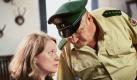 Bevor Revierpolizist Krause (Horst Krause, rechts) eine mit Olga Lenski (Maria Simon) eine neue Chefin bekam, arbeitete er neun Jahre lang mit Kriminalhauptkommissarin Johanna Herz (Imogen Kogge, links) zusammen. Foto: NDR/ORB/Torsten Lindner