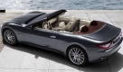 Trends muss man nicht blind adaptieren: Maserati verzichtet auf eine moderne Blechhaube und setzt auf das bewährte Stoffdach. Foto: press-inform