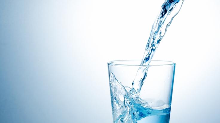 Netto ruft aktuell Mineralwasser zurück.