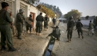 Soldaten bereiten sich auf einen Sturmangriff vor. Bei dem Angriff der Taliban auf das Gästehaus der Vereinten Nationen starben mehrere Menschen. Foto: ap