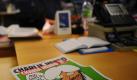 Das «Scharia-Sonderheft» der französischen Satire-Zeitung «Charlie Hebdo». Foto: Martin Bureau Foto: dpa