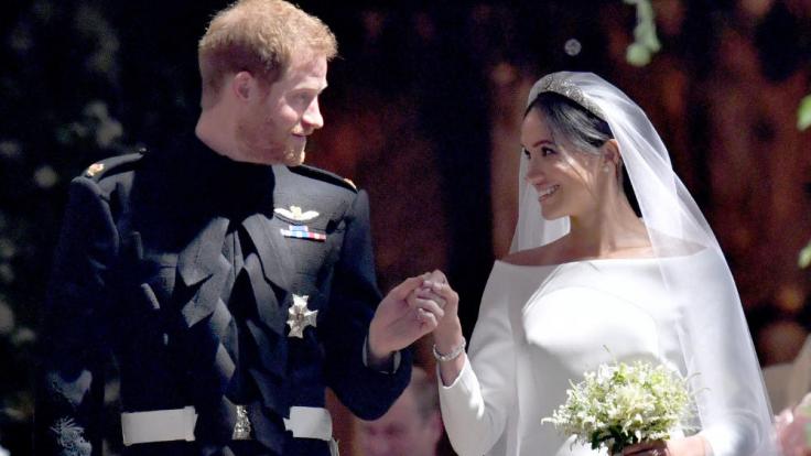 Ist Meghan Markle bereits schwanger? Das locker sitzende Brautkleid könnte ein Indiz sein.