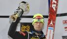 Nach Hannawald begann die Ära Janne Ahonen. Der Finne hatte die Tournee bereits 1999 zum ersten Mal gewonnen. Weitere Gesamtsiege folgten 2003, 2005, 2006 und 2008. Mit fünf Titeln ist Ahonen damit der erfolgreichste Teilnehmer der Vierschanzentournee aller Zeiten. Platz zwei belegt Weißflog mit vier Gesamtsiegen vor dem Norweger Bjørn Wirkola und DDR-Springer Helmut Recknagel, die die Tournee jeweils dreimal gewannen. Foto: dpa