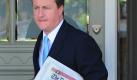 REPEATING WITH CORRECT DATE. British Opposition Conservative Party leader David Cameron leaves his West London home 11 May 2010 while the uncertainly over who governs the country continues. The Liberal Democratic Party, who finished third in last week's election is discussing coalition possibilities with both of the major parties, Conservative and Labour, following the 'stalemate' general election with no party having a clear majority to govern. EPA/STRINGER +++(c) dpa - Bildfunk+++ Foto: dpa