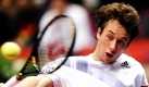Der Deutsche Philipp Kohlschreiber schlägt seinem spanischen Gegenspieler Nicolas Almagro den Ball zurück. Dieses Zusammentreffen fand im Rahmen des ATP-Turniers in Wien statt. Foto: dpa