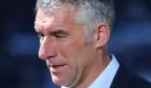 Hannovers Trainer Mirko Slomka zieht einen Schlussstrich unter die Champions League. Foto: dpa