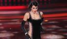 Rebecca Mirs «Mission sexy» geht bei Let's Dance 2012 weiter: Die ehemalige GNTM-Kandidatin überzeugte nicht unbedingt durch gute Beinarbeit. Außer man rechnet die Tatsache hinzu, dass sie viel Bein zeigt. Foto: RTL / Stefan Gregorowius
