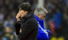 So trennen sich die Wege für Joachim Löw und Russlands Trainer Guus Hiddink. Der als Gentleman bekannte Coach muss mit seinen Russen in die Relegationsspiele, Löw kann schon ausschließlich das WM-Turnier planen.Auf der Tribüne sahen Russlands Premierminister Wladimir Putin und der deutsche Politiker Edmund Stoiber das Spiel ihrer Länder. Foto: dpa