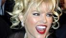 Auch bei Anna Nicole Smith kam es zum Prozess. Das Starlett verstarb im Alter von nur 38 Jahren an einer versehentlichen Überdosis von Medikamenten. Zwei Ärzte und ihr Lebensgefährte wurden daraufhin angeklagt, doch nur Smiths Psychiaterin schließlich zu einem Jahr auf Bewährung und einer Geldstrafe verurteilt. Foto: dpa