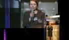 Kurz, knackig, sexy - und auf Englisch: Bei der elften Mitteldeutschen Elevator-Pitch-Night hatten die Teilnehmer drei Minuten Zeit, um ihre kreativen und innovativen Ideen an den Mann zu bringen. Amelie Becker von Klangumfang überzeugte gleich doppelt. Foto: Fotografie Golden Eyes