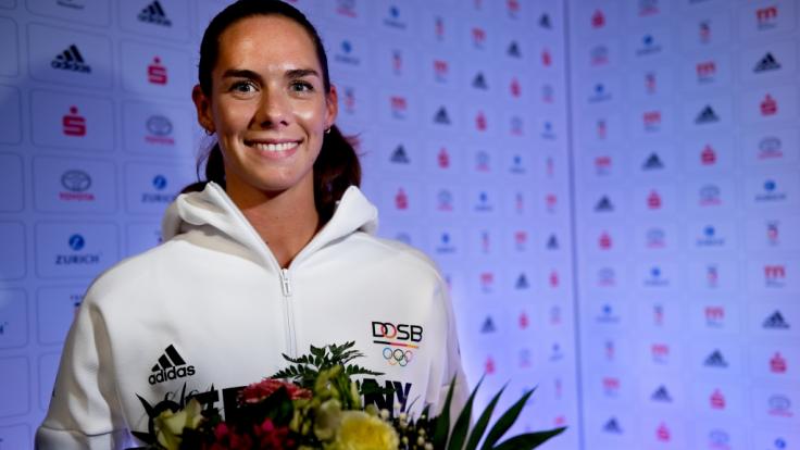 Beachvolleyball-Olympiasiegerin Kira Walkenhorst schwelgt privat im Mutterglück: Ihre Ehefrau Maria brachte Drillinge zur Welt.