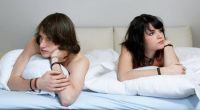 Frust im Bett, weil es nicht klappt mit dem Orgasmus? Vielleicht liegt es an einem zu schlaffen Beckenboden.