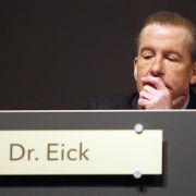 Arcandor-Chef Karl-Gerhard Eick fand keine Fürsprecher in der Regierung. Arcandor-Chef Karl-Gerhard Eick fand keine Fürsprecher in der Regierung.